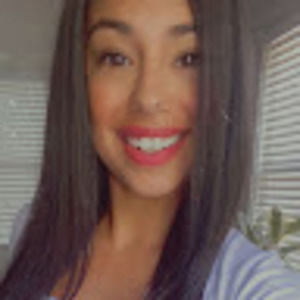 Meet your Posher, Vanessa